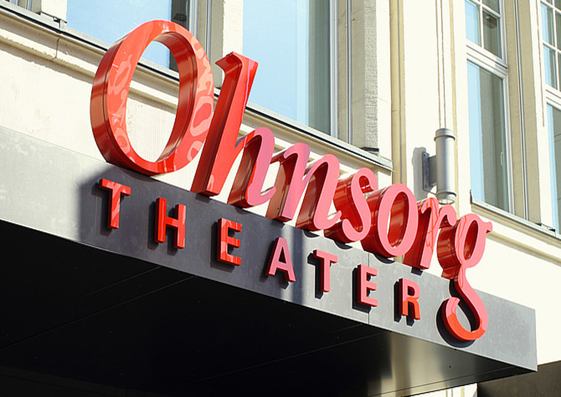 Nun am 10.10.2021 // Das Plattpaket auf Norddeutschlands Volksbühne Nr.1 – dem Ohnsorg-Theater!